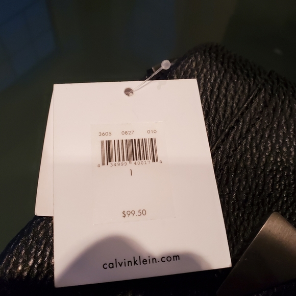 Calvin Klein purse - Picture 2 of 3